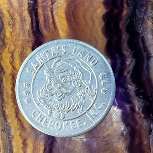 Vtg Santas Land Lucky Coin Token Cherokee NC Souvenir Horseshoe Wishbone Santa