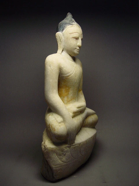 ANTIQUE BURMESE SHAN STATES MARBLE STATUE OF BUDDHA, MYANMAR, 19th C. 7