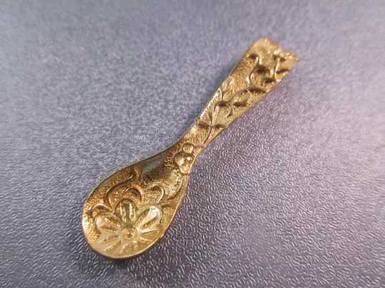 Oriental Gold Plated Mini Spoon Pendant