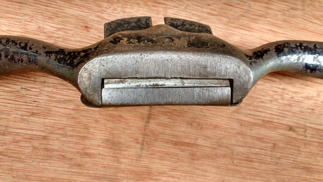 vintage Stanley flat sole spoke-shave old tool 3