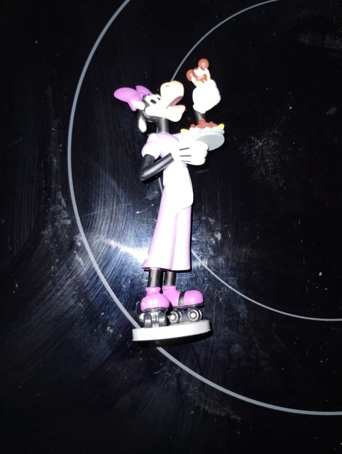 Disney Store Clarabelle Cow Figure PVC Roller skates Minnie's Diner Cake Topper.