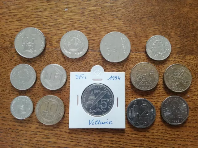 Lot de 13 pièces commémoratives Francs