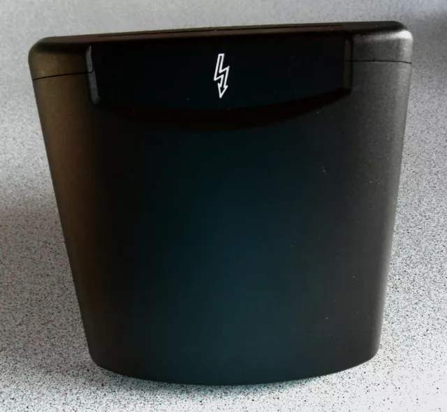 Einspeisestecker schwarz neue Form mit Magnetdeckel 230 V CEE fest 321f027 NEU