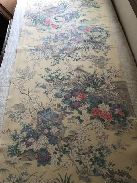 @@162 cm x 35 cm Japanese kimono silk fabric/ smooth crepe/ cream base AP46