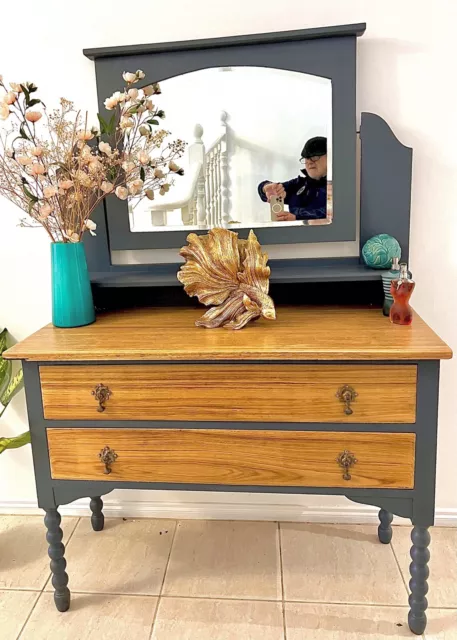 Antique 1920’s Edwardian, solid oak dresser.