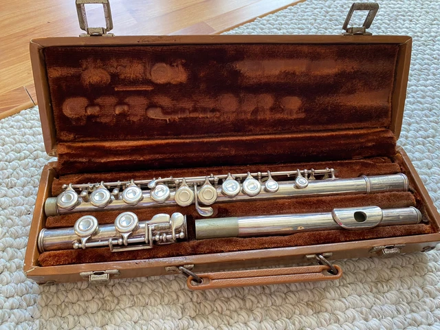 Vintage Artley Flute in Original Case
