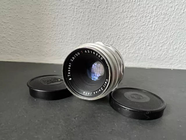 Carl Zeiss Jena TESSAR 50mm 2.8 M42 red T 12 Blades 2,8/50 Alu Silber Portrait