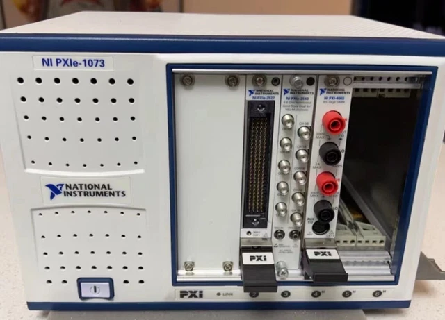 National Instruments PXIE-1073 5 Slot PXI Chasis Without module