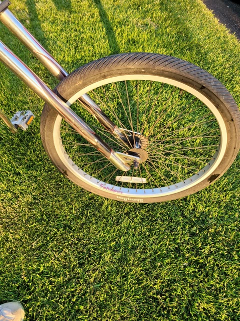 Schwinn StingRay Chopper OCC Bike Part - Front Wheel 24" x 2.10" Schwinn StingRay Chopper OCC Bike Part - Front Wheel 24" x 2.10"