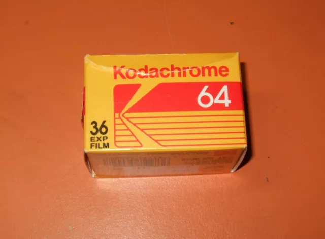 SEALED Kodak Kodachrome 64 Slide Film 35mm DX KR 135-36 CAT 156 0028 EXP. 1989