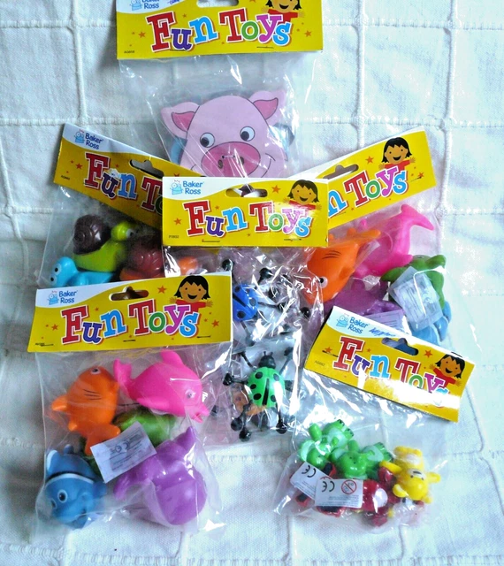 Lot of 6 x NEW Packs Baker Ross Toys Water Squirters Wall Crawlers etc 30 Pieces