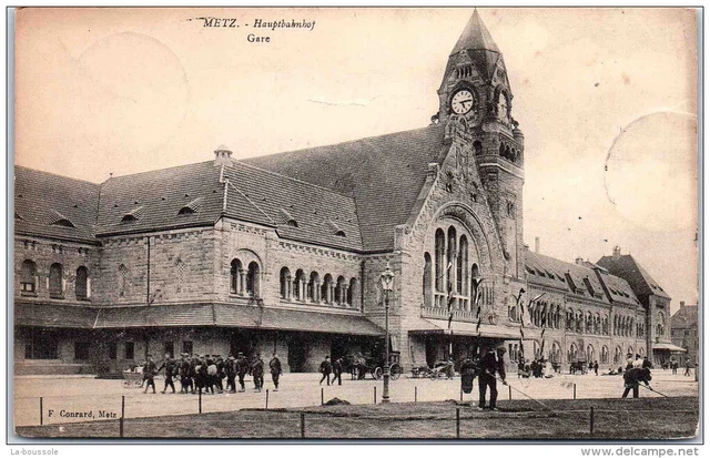 57 METZ - la gare