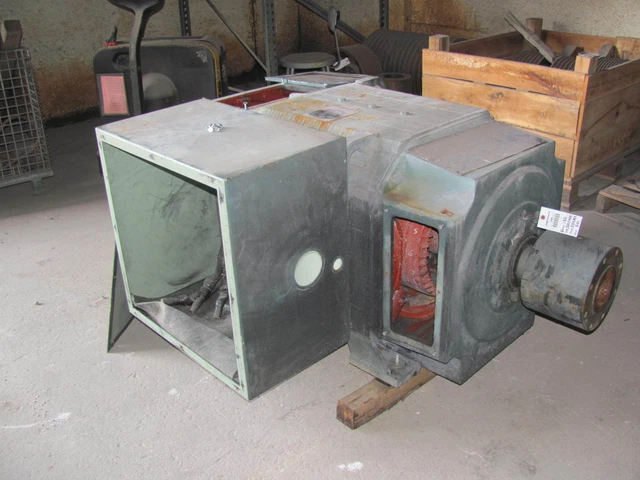 150 HP DC Reliance Electric Motor, 300 RPM, B589ATZ Frame, DPFV, 500 V Arm.