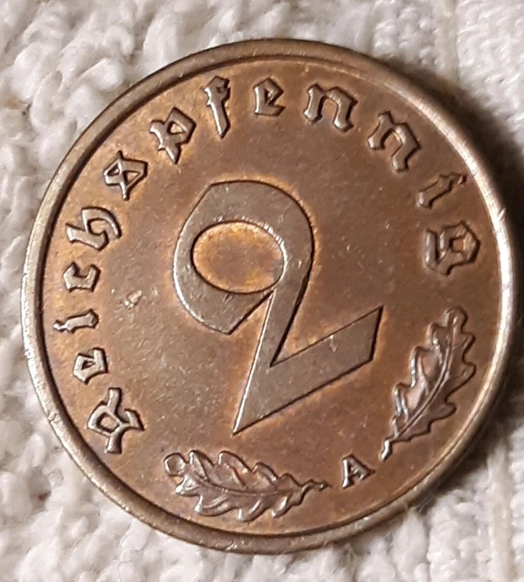 1939 A  WW2 German 2 Pfennig Coin, Heavily Circulated With Flaws ☆ 3