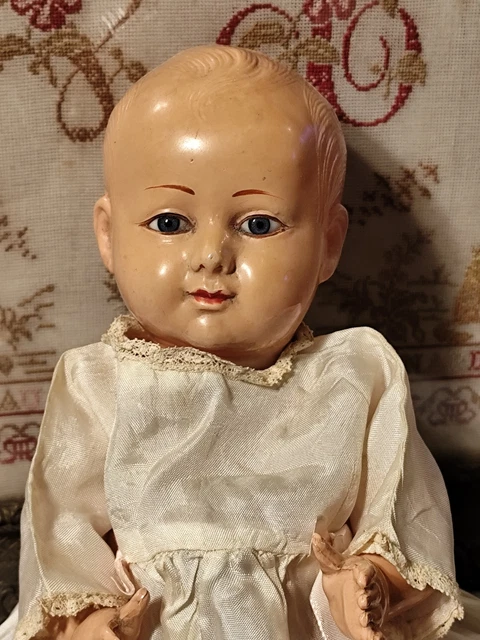 ANCIENNE POUPÉE EN celluloid petit Collin à restaurer car sort de grenier EUR 150,00 - FR