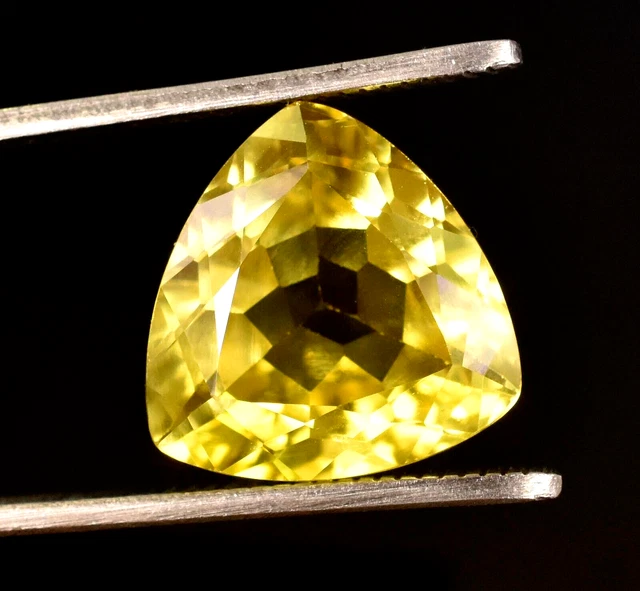 Saphir Jaune De Ceylan Naturel Carré 10x10mm - Certifié GIR - Pierre Précieuse En Vrac
