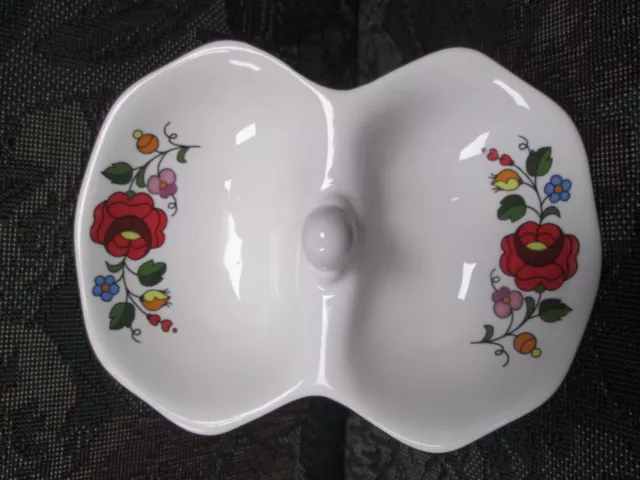 Kalocsa Hand Painted Porcelain Decorated Beautiful Salt & Pepper Holder"
