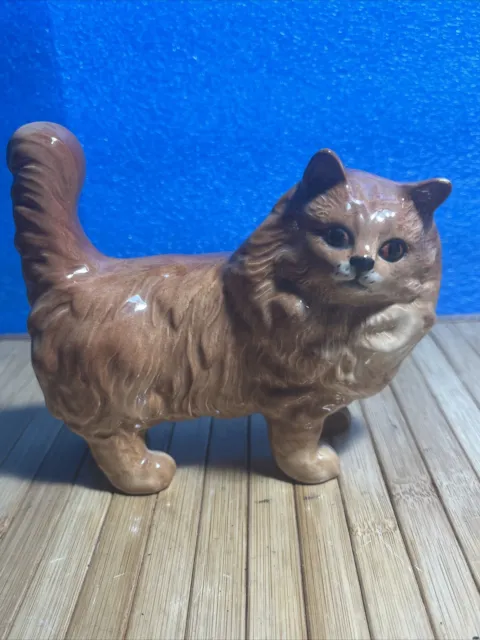 Retired Beswick England #1898 Standing Persian Cat Figurine 5”x6” MINT