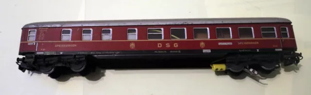 Märklin HO - D-Zug-Speisewagen DSG in rot,  mit Beleuchtung