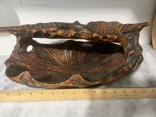 Vintage Long Leaf - Fruit Bowl wood hand carved folk art