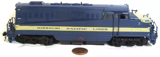 Life-Like HO Model RR Diesel Locomotive No Power Missouri Pacific 4104   IIY