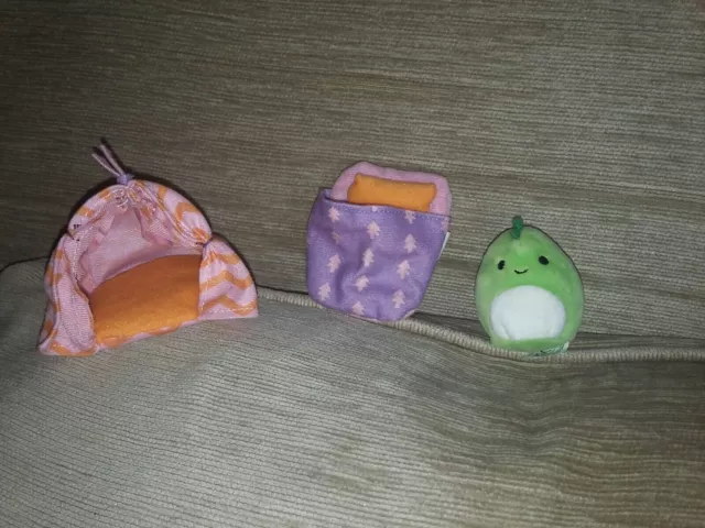 Squishville By Squishmallows Camping Set 1 Squishmallow, 1 sleeping bag & 1 tent