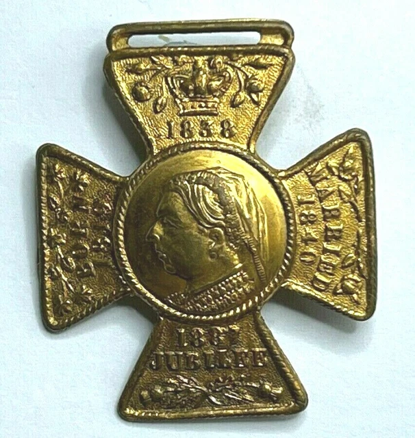 1887 Queen Victoria Golden Jubilee Cross Medal Gilt 51 x 39 mm