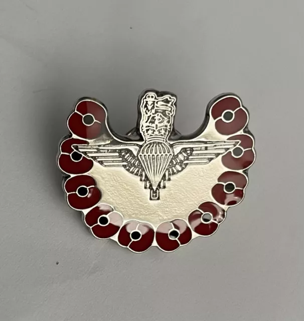 Parachute Regiment RemembrancePoppy Pin Badge