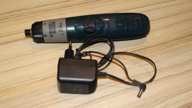 Black and decker 2.4 sales v cordless screwdriver charger