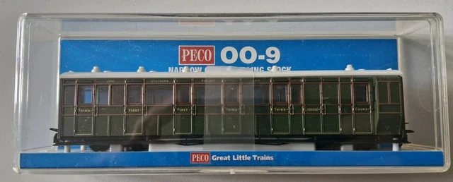 PECO 009 NARROW Gauge GR-421B Brake Composite Coach SR Green Livery Pre ...