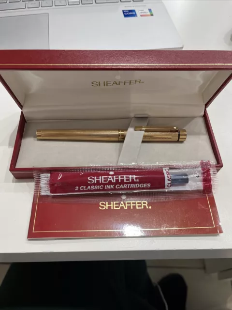 Vintage Boxed Sheaffer Ink Fountain Pen 14k Gold Nib Writing Pen Collectors