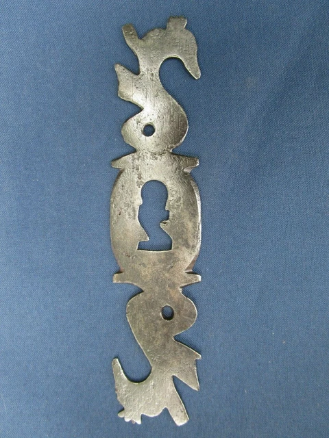 Entrée serrure porte fer forgé ouvragée Louis XV ancienne hauteur 15 cm