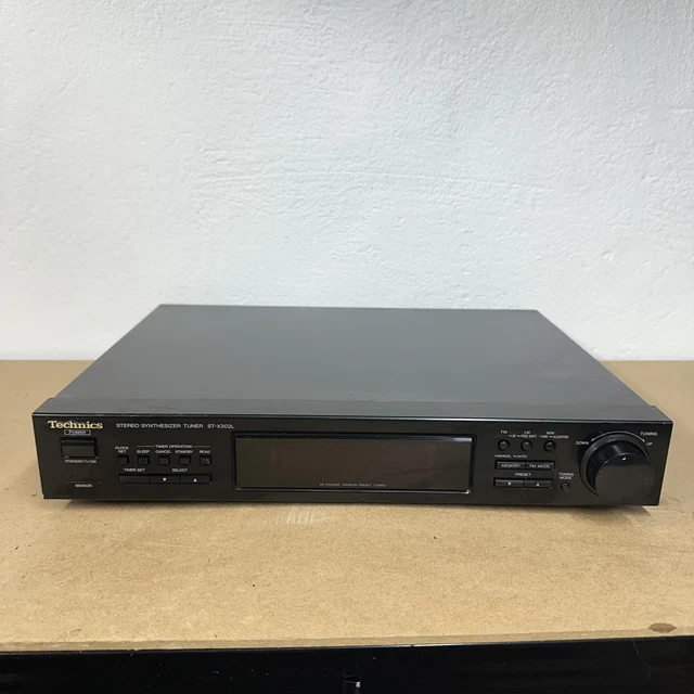 Technics ST-X302L Stereo Synthesizer Tuner - Audio/Video In vendita a Varese