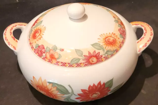 Royal Doulton Sunburst Vegetable Serving Tureen English bone china unused