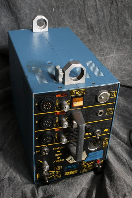 Balcar A2400 Power Pack Tested Powers On Fires Flashes #1