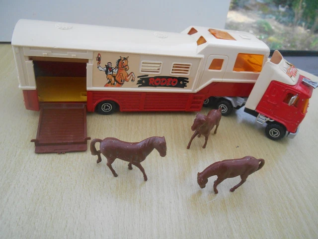 MAJORETTE SERIE 300 / Camion Gmc Semi Remorque Citerne Poudre Neuf Sous Blister EUR 15,90 - ES
