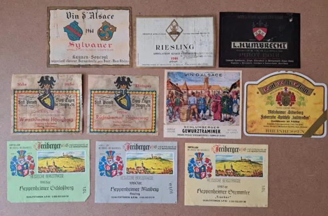 Lot de 10 étiquettes anciennes de Vin D'Alsace Riesling Sylvaner Gewurzstraminer