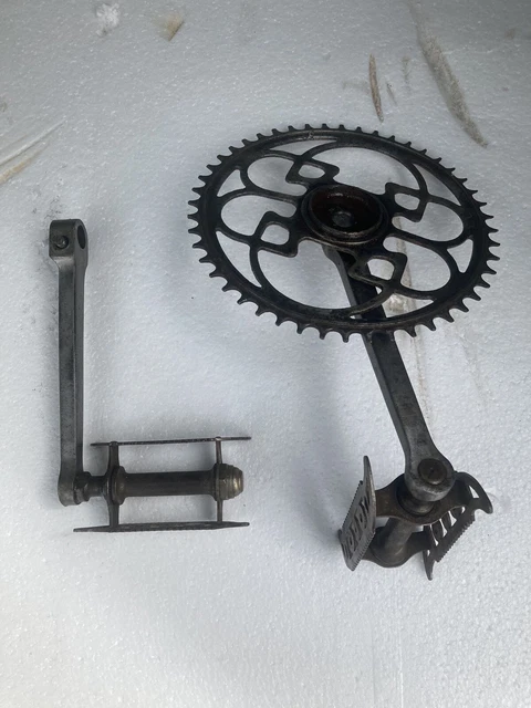 ANCIEN VÉLO COURSE 1900 pédalier dents sautées chaine double rouleau