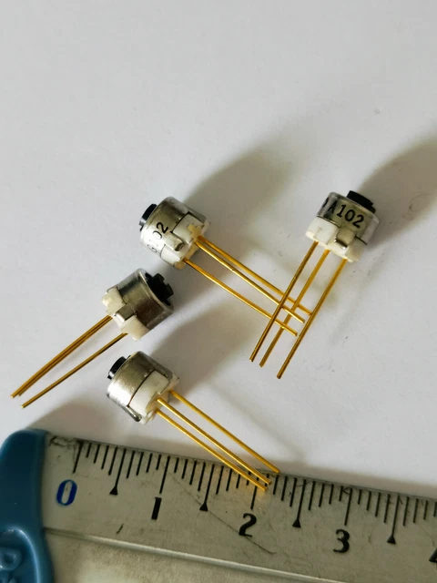 Potenziometro SFERNICE P11VY 47K Ohms, Cermet, Lineare, 1W, Asse Metallo 15mm, Francese
