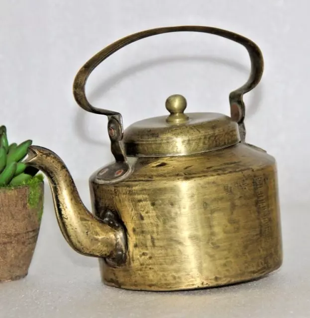 18th Vintage Brass Solid Handcrafted  Fine Quality Tea Kettle, Rich Patina 14476