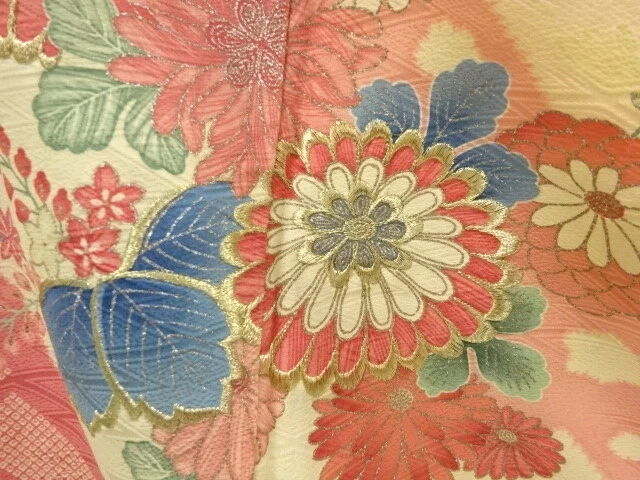 6879799: Japanese Kimono / Antique Kimono / Embroidery / Kiku & Paulownia Wi