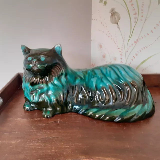 Vintage blue mountain pottery Canada Large Cat