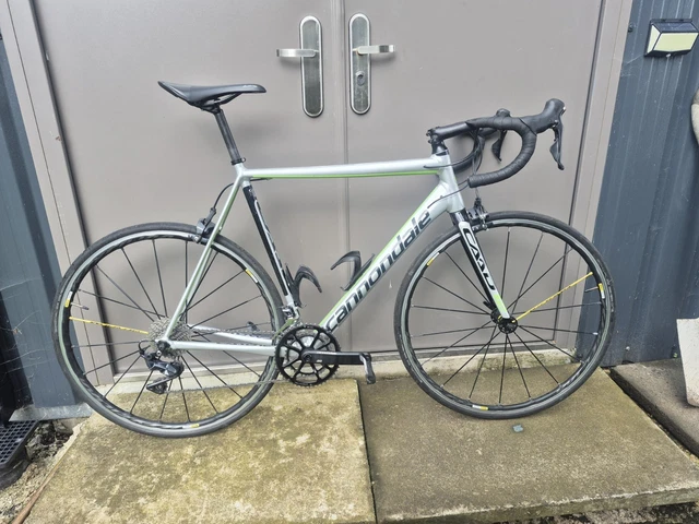 CANNONDALE CAAD 12 Road Bike Ultegra Sisl Mavic 58cm 11 Speed