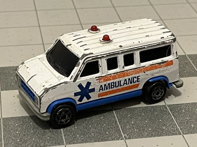 Voiture fourgon VW, ambulance Johanniter Unfall-hilfe, Wiking, 1/87 en