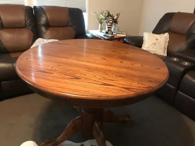 Round Oak Claw Foot Table