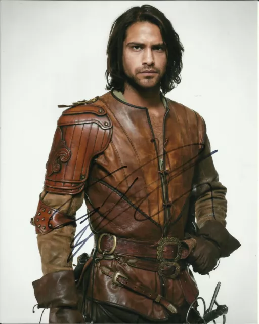 Luke Pasqualino Signed The Musketeers Photo  (14)