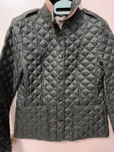 Burberry Kencott Quilted Women’s Jacket Coat Size Medium Worn 1x  - Green /Olive