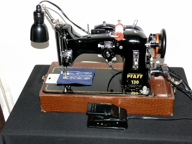 PFAFF 130 SEWING MACHINE / Fully Serviced / EMBROIDERY ATTACHMENT & CASE PFAFF 130 SEWING MACHINE / Fully Serviced / EMBROIDERY ATTACHMENT & CASE