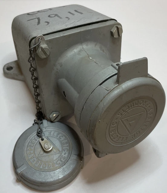 Appleton Receptacle w/Base ADR-6033 60A 600V 3W 3P 60-400HZ Used