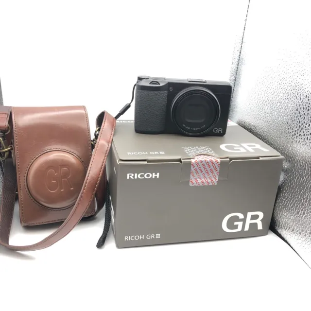 Ricoh GR III 1080p 24.2MP f/2.8 gr3 Compact Digital Camera - Black